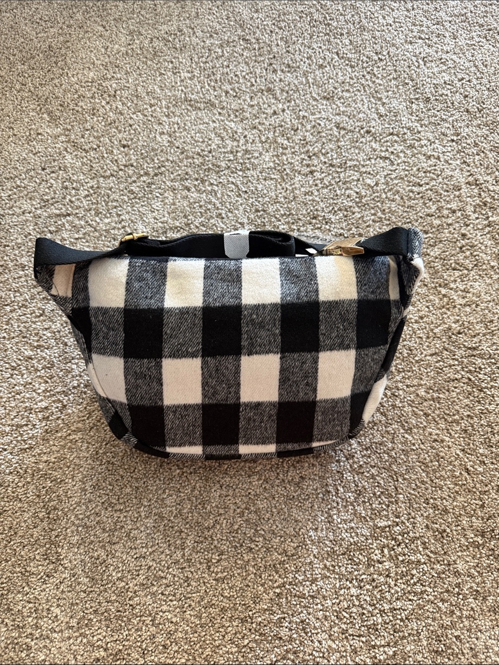 Stony Clover Lane Jumbo Fanny Pack, Noir Buffalo Plaid, NWT - Picture 5 of 16